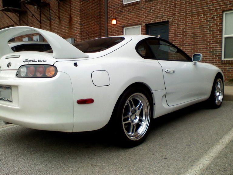 5ed54ad2afe689bbce9adbfa_white supra profil 5s